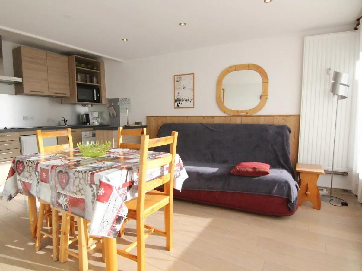 Apartment Studio Confortable Pour 4, A 50M Des Pistes Et Proche Commodites - L'Alpe D'Huez - Fr-1-405-205
